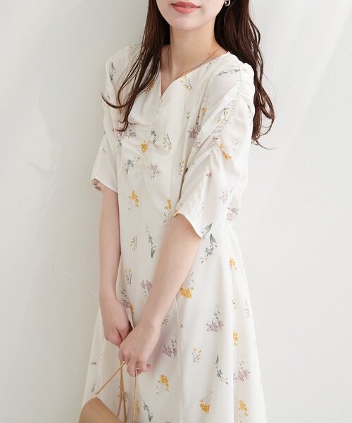 natural couture ワンピース Vネックギャザーワンピース : ZOZOTOWN