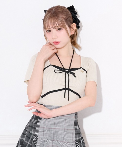 Rene 24年製 ビジュー R プレート 春ニット プルオーバー ベル袖 36 apres jour（アプレジュール） ニット セーター フロントリボンニット