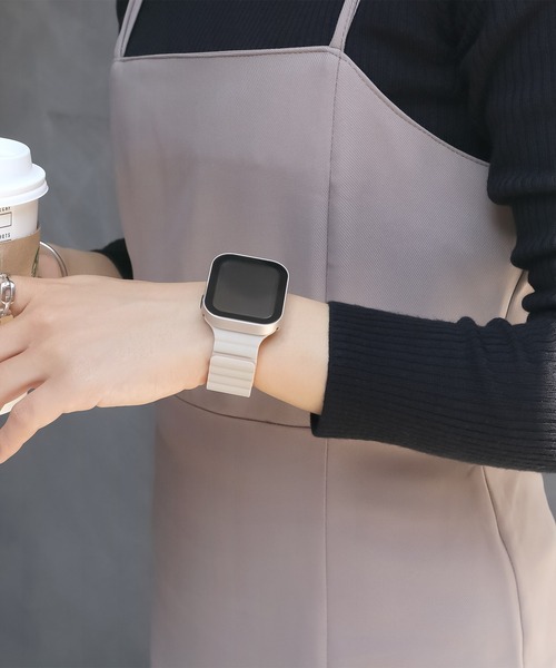 Urban Coral（アーバンコーラル） 腕時計 Apple Watch Band / アップル