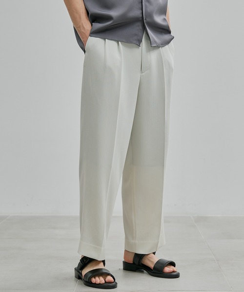 UNITED TOKYO スラックス COLD DRY PLEATS 2タックイージー