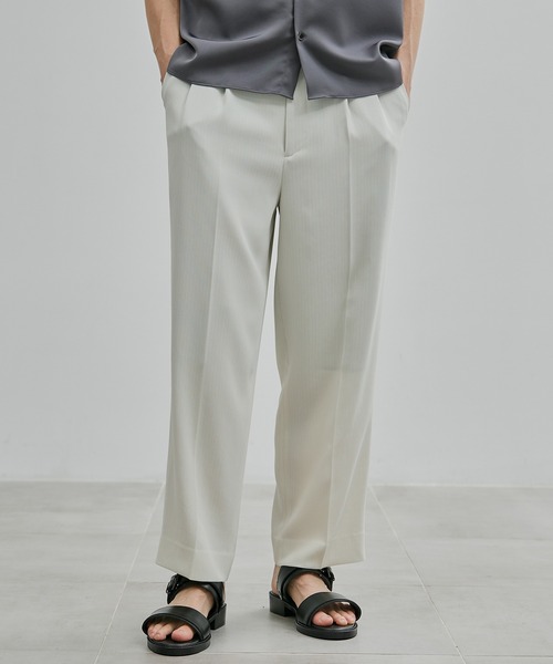 UNITED TOKYO スラックス COLD DRY PLEATS 2タックイージー
