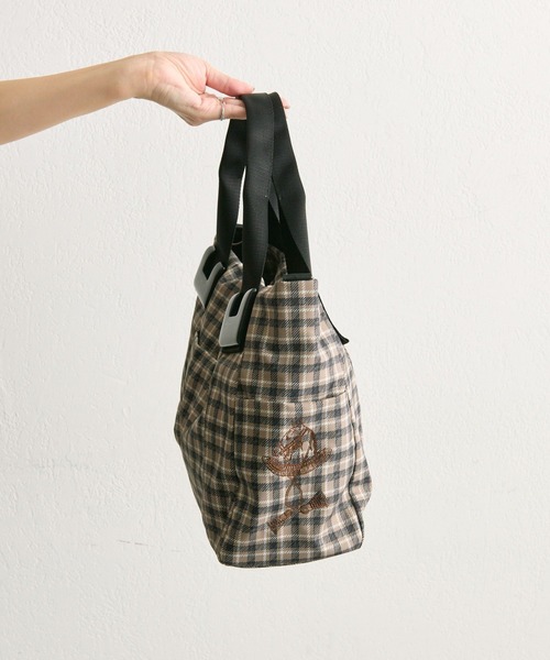 ear PAPILLONNER（イア パピヨネ） トートバッグ sampo×ear コラボ樹脂