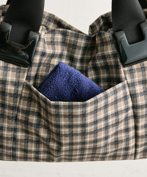 ear PAPILLONNER（イア パピヨネ） トートバッグ sampo×ear コラボ樹脂