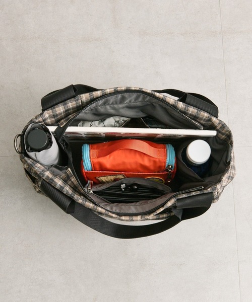 ear PAPILLONNER（イア パピヨネ） トートバッグ sampo×ear コラボ樹脂