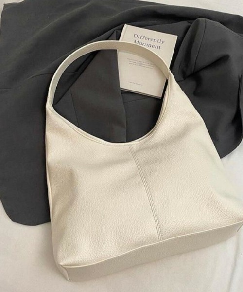 ショルダーバッグ バッグ 三角フォルム レディース : ZOZOTOWN Yahoo