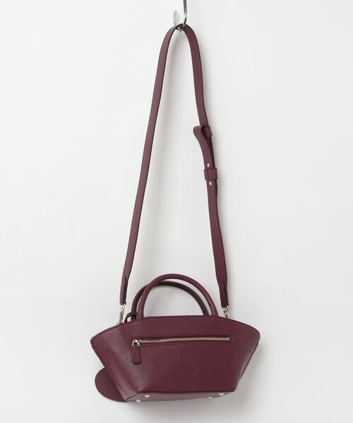 【美品】GUSS  ショルダーバッグ レッド ミニサイズ バッグ 鞄 ゲス GUESS（ゲス） ショルダーバッグ バッグ WRENLEY Small Satchel