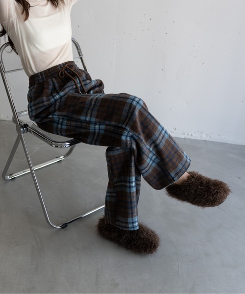 hwyl（ヒュイル） パンツ 起毛チェック柄タックワイドパンツ
