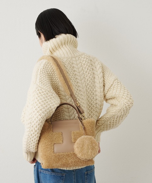 「IACUCCI」 ケース FREE ベージュ レディース_画像3