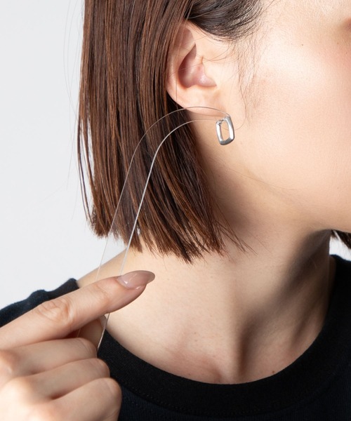 TOM WOOD（トムウッド） ピアス TOM WOOD Frame Hoops Satin Small
