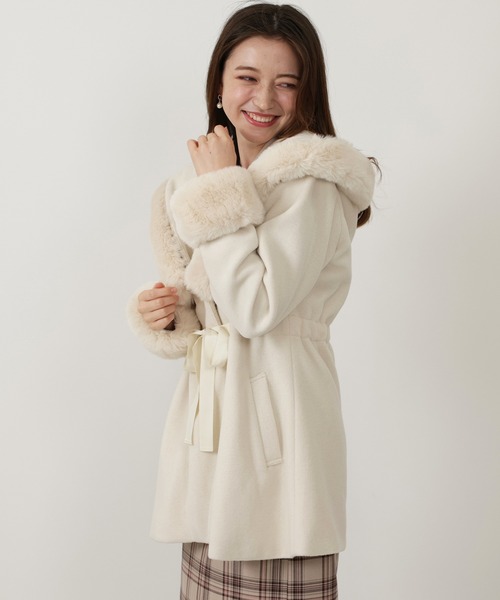 ASTORIA ODIER（アストリアオディール） アウター フードファー