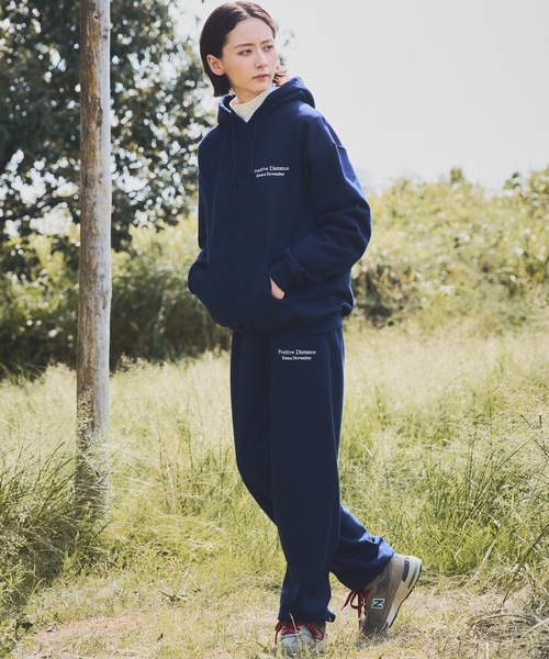 EMMA NOVEMBER（エマノーヴェンバー） パーカー Embroidery ヘビー