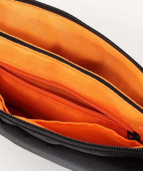 Holiday A.M. ショルダーバッグ スマホ メンズ レディース