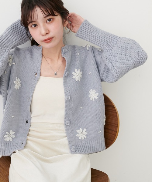 natural couture カーディガン 「WEB限定」お花刺繍袖タックカーデ