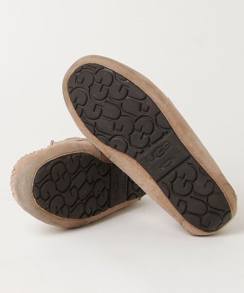 「UGG」 モカシンシューズ 24cm ベージュ レディース_画像3