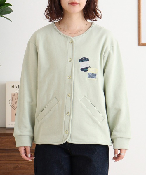 糸巻きロゴ刺繍カーデ emago ナチュラル カジュアル 大人 かわいい 北欧 糸巻き トップス カーディガン Emago カーディガン EMAGO 糸巻きロゴ刺繍カーデ レディース