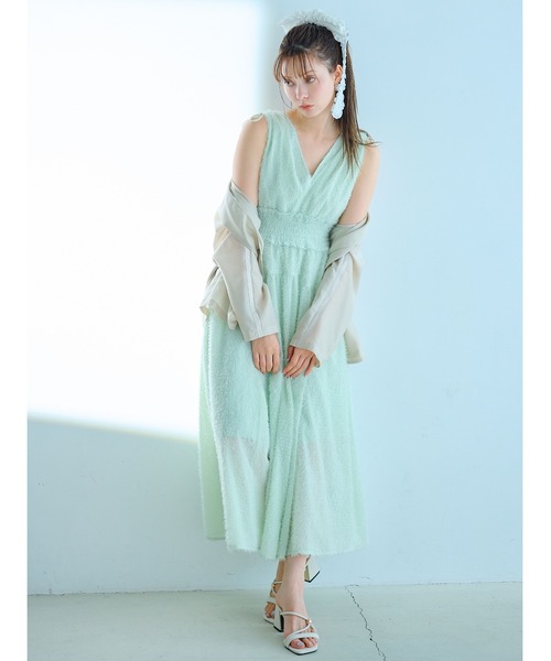 フリンジジャガードシャーリングワンピース LILY BROWN｜【WEB限定00サイズ】フリンジジャガード