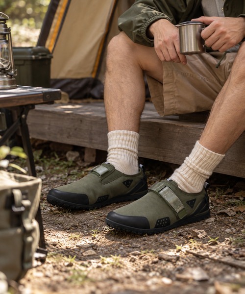 London Shoe Make（ロンドンシューメイク） スリッポン 「非常時も遊び