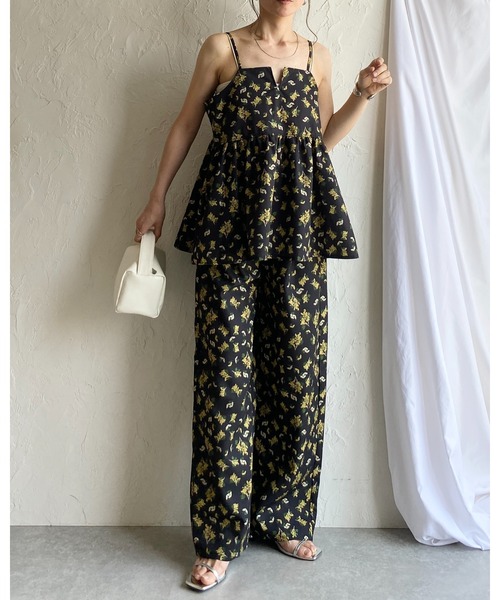 フライス小花プリント セットアップ She's Closet セットアップ 花柄フラワープリント＆アート柄