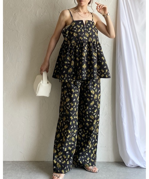 花柄 セットアップ キャミソールトップス ハイウエストスカート She's Closet セットアップ 花柄フラワープリント&アート柄