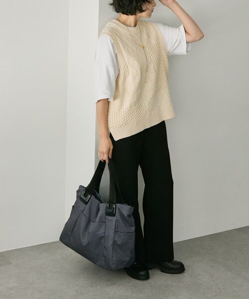 ear PAPILLONNER（イア パピヨネ） トートバッグ sampo×ear コラボ樹脂