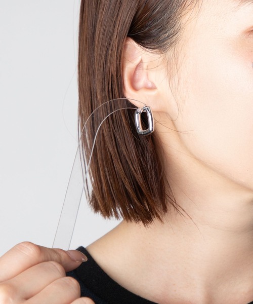 TOM WOOD（トムウッド） ピアス TOM WOOD Frame Hoops Medium フレーム