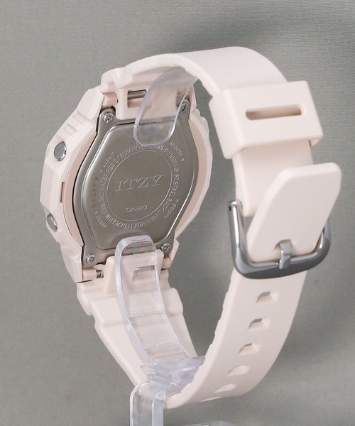 G-SHOCK 腕時計 ITZY コラボレーションモデル / GMA-P2100IT