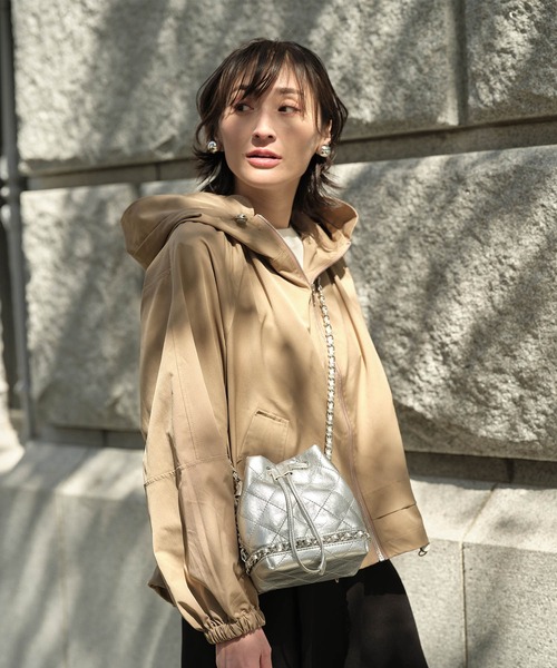 美品✨ 希少 アイボリー キルティング ショルダーバッグ ZAKKA-BOX（ザッカボックス） ショルダーバッグ バッグ キンチャク