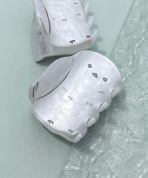 【2652】ぷっくりシマエナガちゃん(A-4)ヘアアクセサリー 2652】ぷっくりシマエナガちゃん(A-4)ヘアアクセサリー