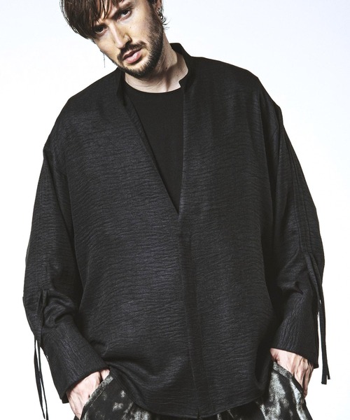 NO ID.（ノーアイディー） シャツ 「NO ID.」Drawstring V Neck Big
