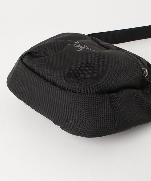Arc'teryx メッセンジャーバッグ ブラック Arc'teryx black messenger/shoulder bag