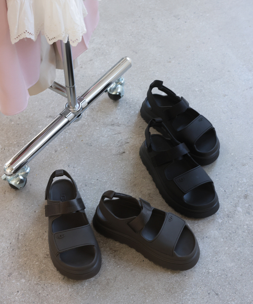 超特価✨　美品　UGG ディスケット　厚底サンダル　ブラック UGG（アグ） スリッポン W DISQUETTE ディスケット 1122550 レディース