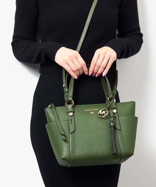 「MICHAEL KORS」 2WAYバッグ FREE グリーン レディースの画像
