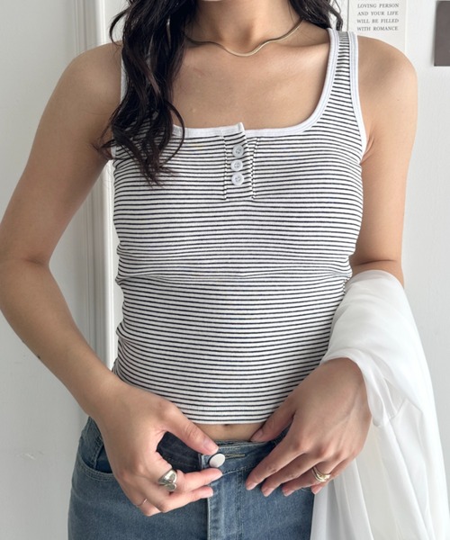 CLEA タンクトップ ノースリーブ カップ付きフロントボタンボーダー