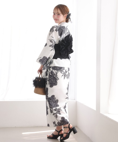 【完売商品】NICE CLAUPセパレート白地黒花柄浴衣・帯セットFREEサイズ one after another NICE CLAUP 浴衣 「1人で着られる」セパレート浴衣