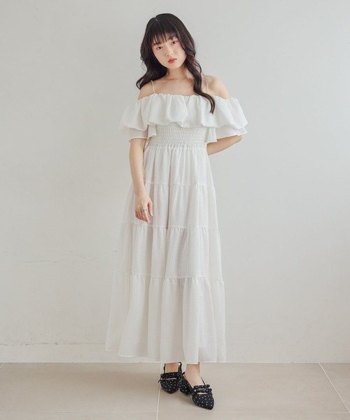 ワンピース 2WAYショルダーフリルワンピース　679986の画像