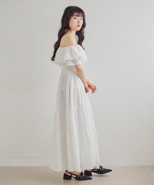 ワンピース 2WAYショルダーフリルワンピース　679986の画像
