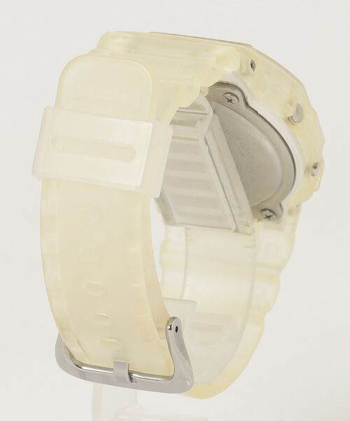 G-SHOCK 「G-SHOCK」 デジタル腕時計 - ホワイト メンズ : ZOZOTOWN