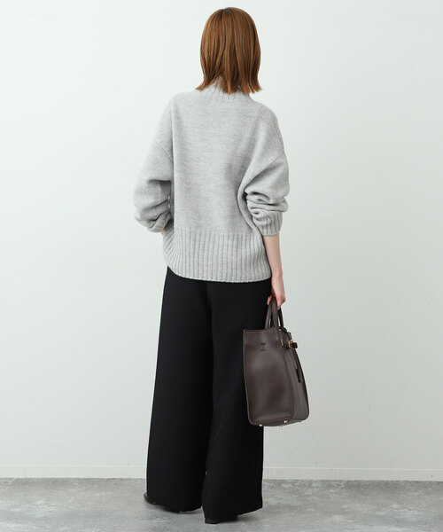 完売　人気商品　SLOBE IENA オーバータックワイドパンツ 38 SLOBE IENA パンツ スラックス オーバータックワイドパンツ