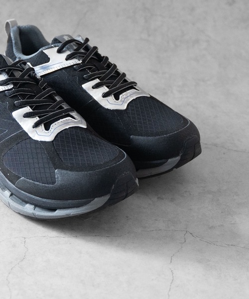 MOISTHROUGH360（モイスルー360） スニーカー MOISTHROUGH360×71