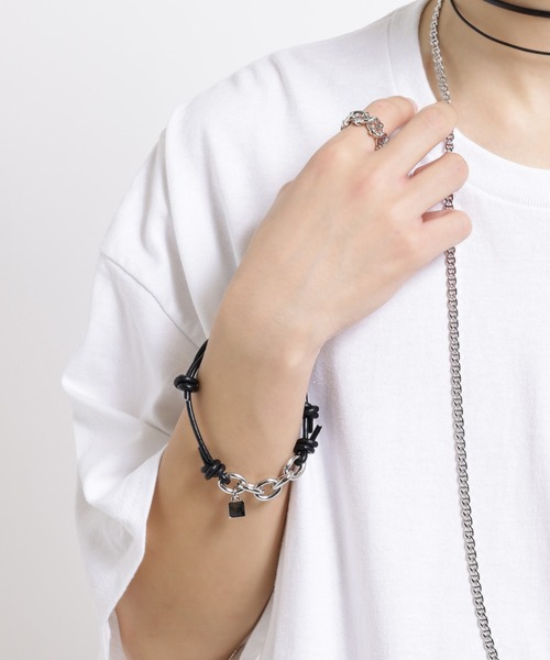 MILK BOY ブラックレザーブレスレット MILKBOY（ミルクボーイ） ブレスレット BUNCH OF LEATHER リストレット