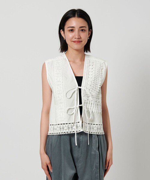 ne Quittez pas ヌキテパ ベスト Cotton Jacquard Lace Yoke Top 010252WJ1 レディース ノースリーブ レース ペプラム ジレ カラー2色 ne Quittez pas ヌキテパ ベスト Cotton Jacquard Lace Yoke Top
