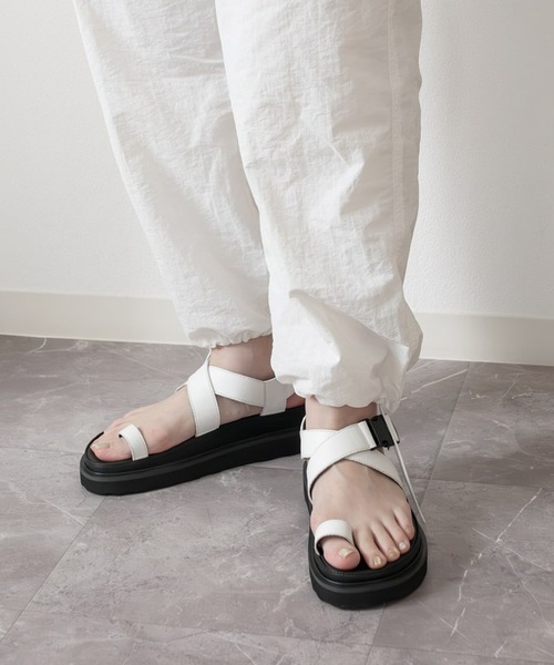 美品/MOHI/サンダル MOHI サンダル 「MOHI/モヒ」 ダブルバックル レザーサンダル