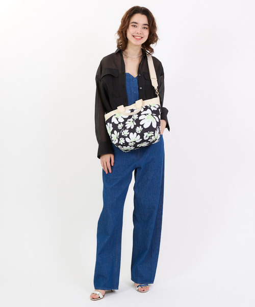 1093　LeSportsac　レスポートサック　バッグ　ミッドナイトトロピカル midmweek1.jpg