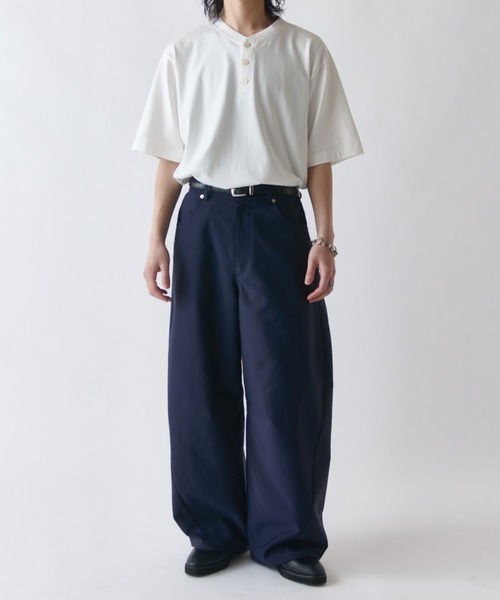 ワイドパンツ スラックス アクティブカーブパンツ メンズの画像