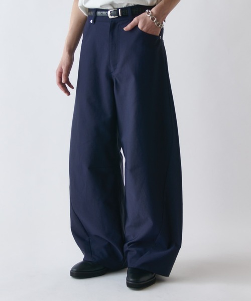 ワイドパンツ スラックス アクティブカーブパンツ メンズの画像