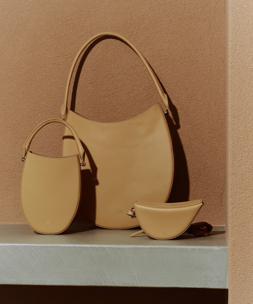 ADAM ET ROPE'（アダムエロペ） ハンドバッグ 「PFT」Tamago Medium