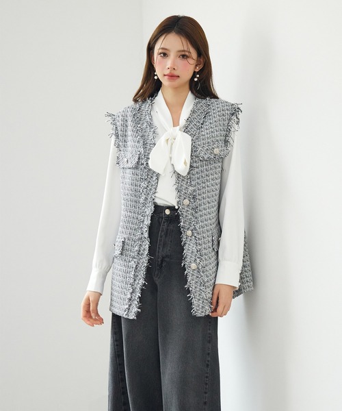 ポケットパール付きボンディグストレッチベスト背後フリル可愛い❤️ SAISON DE PAPILLON（セゾンドパピヨン） ベスト ジレ ツイード