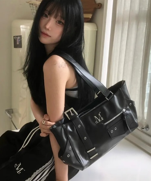 MUCENT（ムセント） ショルダーバッグ バッグ 「日本未発売/WEB限定