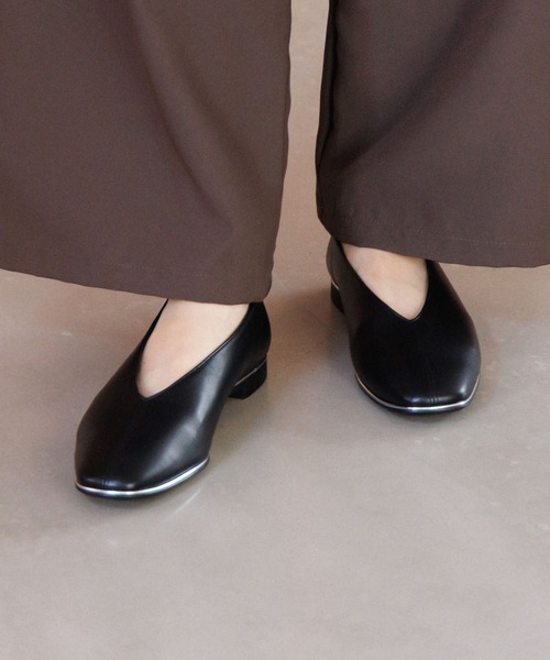 HIMIKO パンプス 「Made in Japan」「HIMIKO」メタルラインVカット