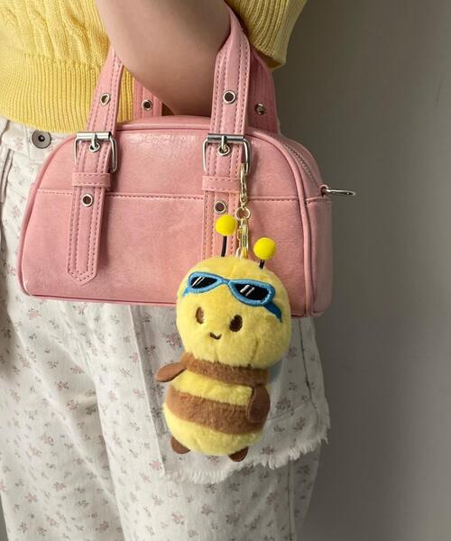 【海外限定】ウパー ぬいぐるみ バッグ キーホルダー バッジ 楽天市場】ぬいポーチ 推し活 痛バッグ ぬいぐるみポーチ